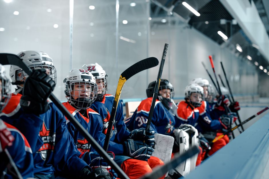 加拿大公开赛詹姆斯首秀领先 李昊桐T2窦泽成淘汰